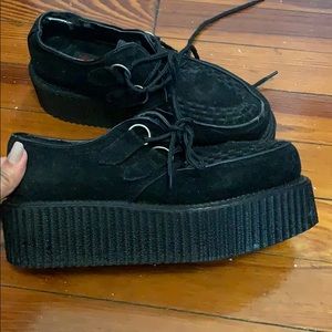 Velvet Creepers Size 7